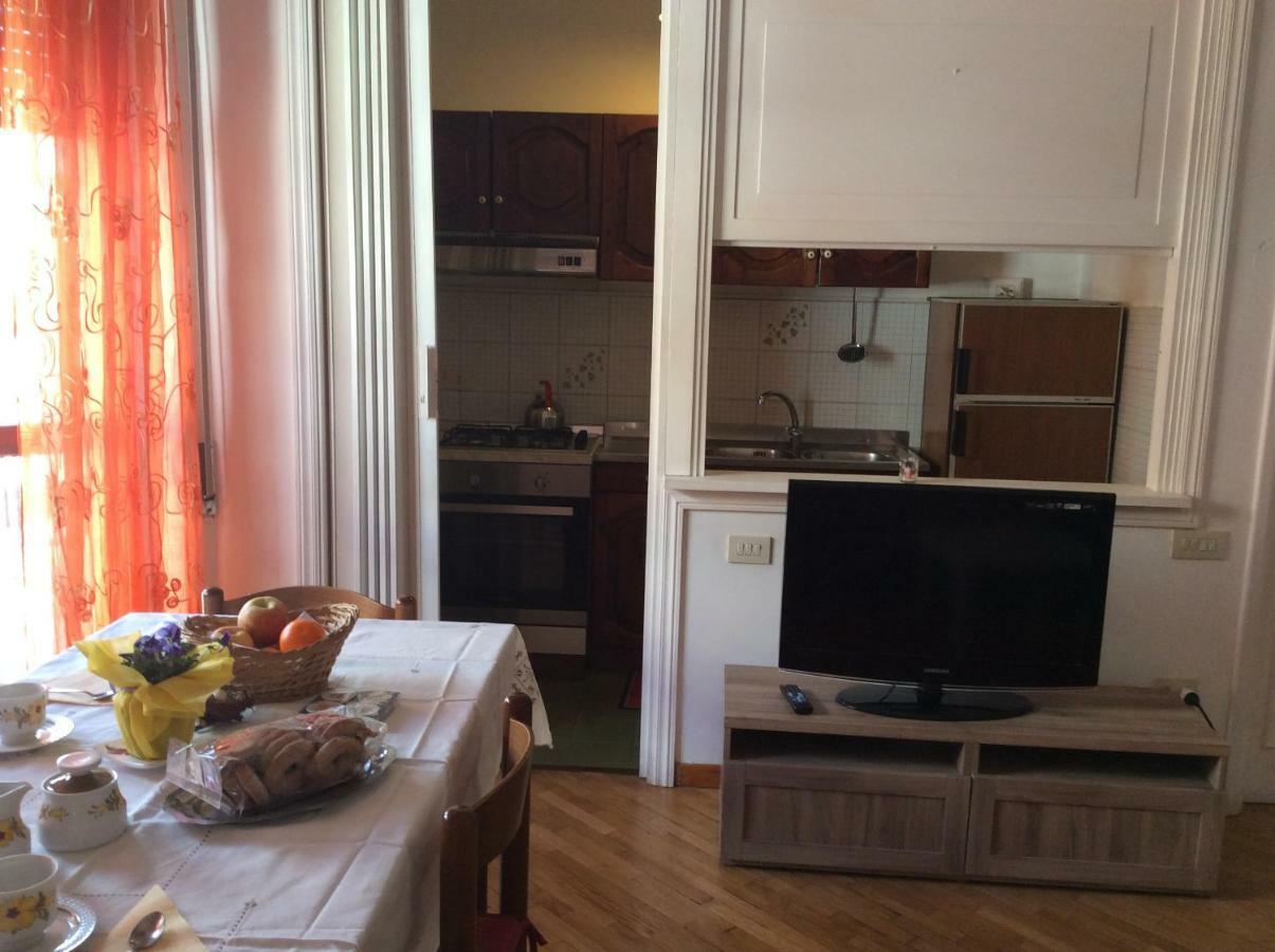Casa Daniele Lägenhet Lido di Ostia Exteriör bild