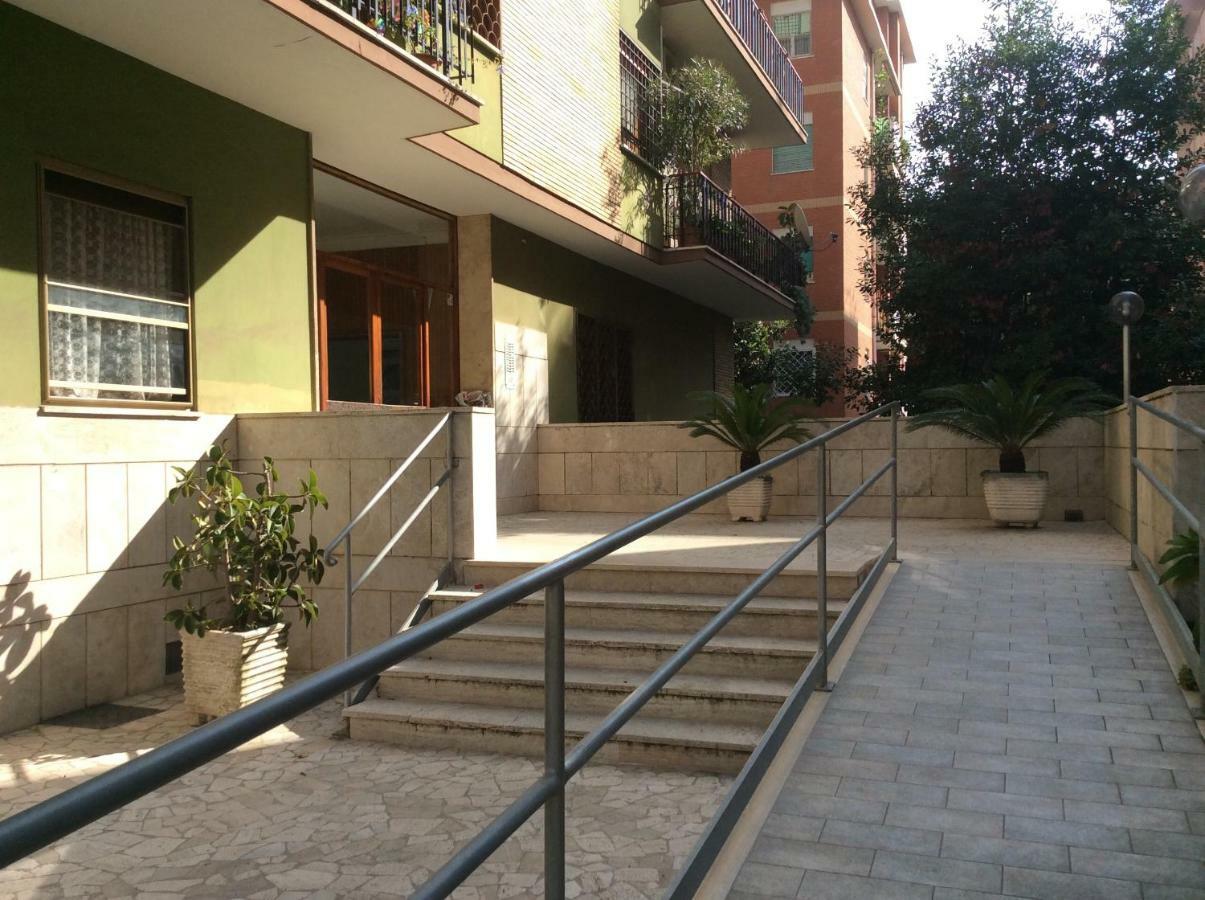 Casa Daniele Lägenhet Lido di Ostia Exteriör bild